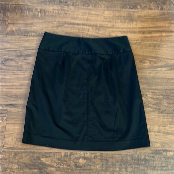 Elegant Black Skirt - Picture 8 of 8